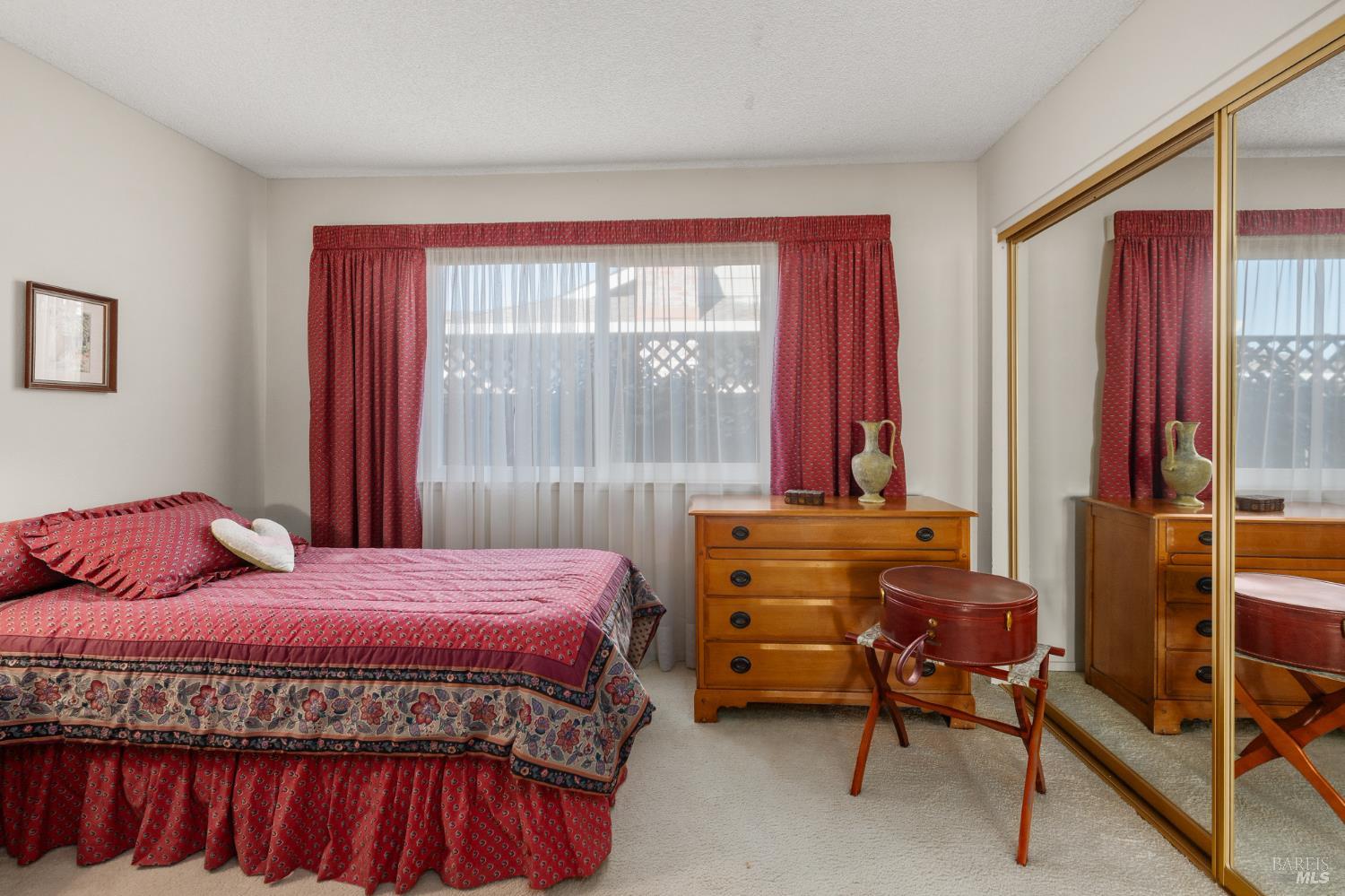 8826 Oakmont Drive Santa Rosa CA 95409