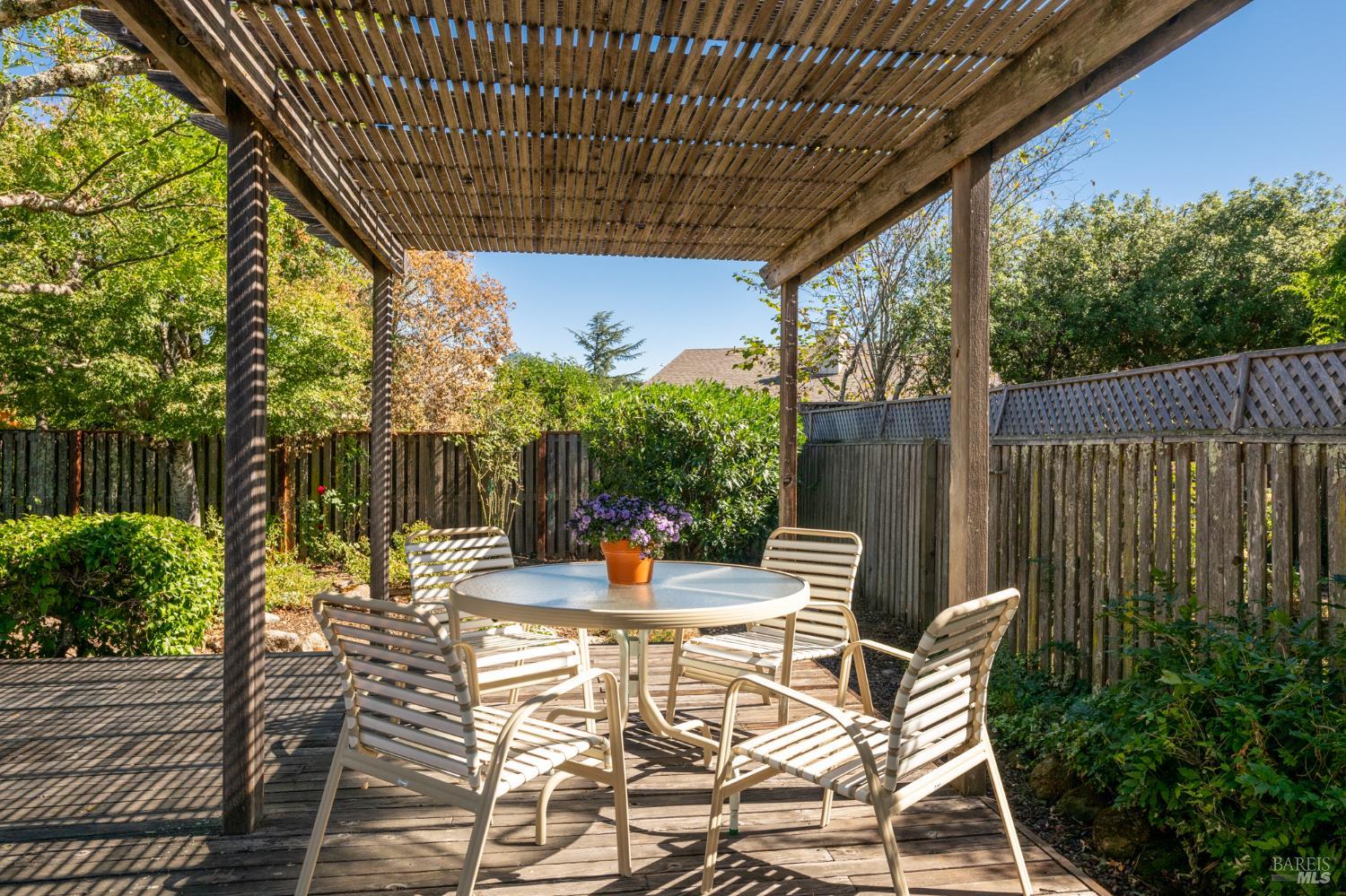 8826 Oakmont Drive Santa Rosa CA 95409