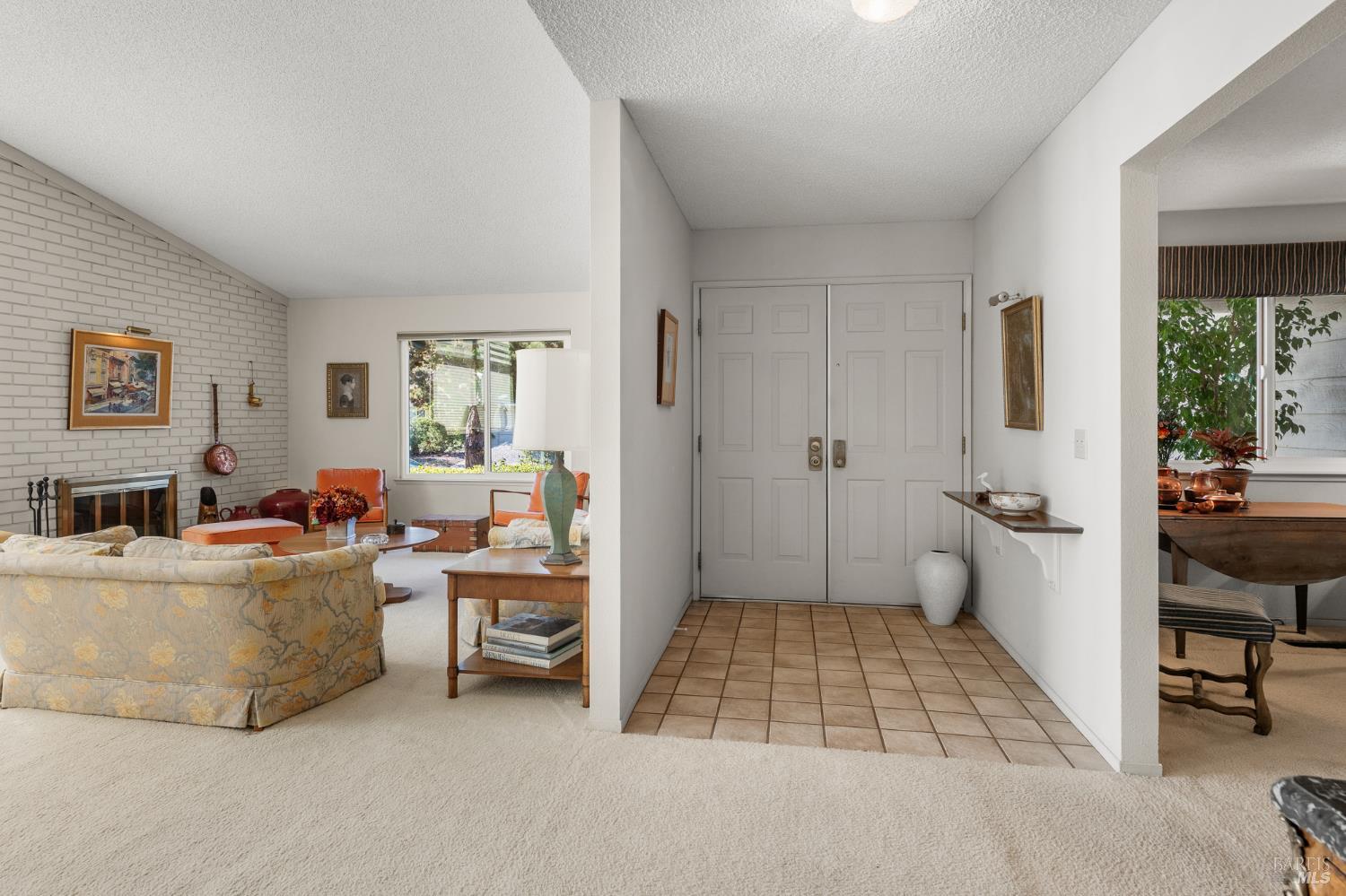 8826 Oakmont Drive Santa Rosa CA 95409