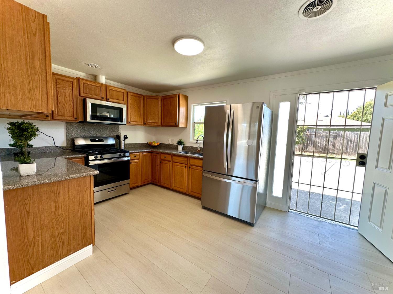 1812 Virginia Street Fairfield CA 94533