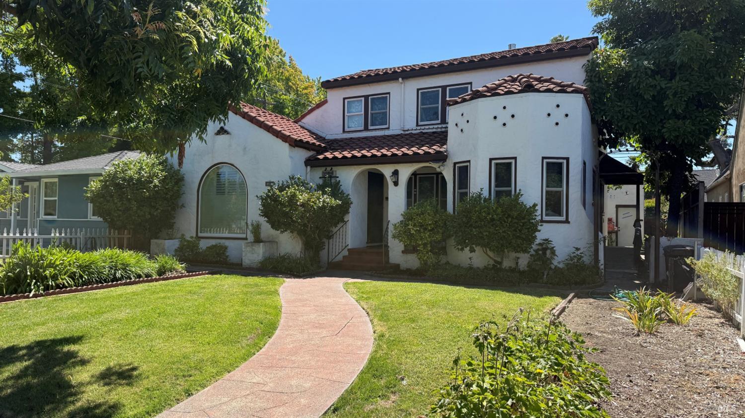 1824 Austin Way Santa Rosa CA 95404