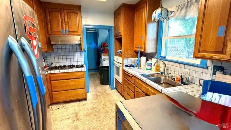 1824 Austin Way Santa Rosa CA 95404