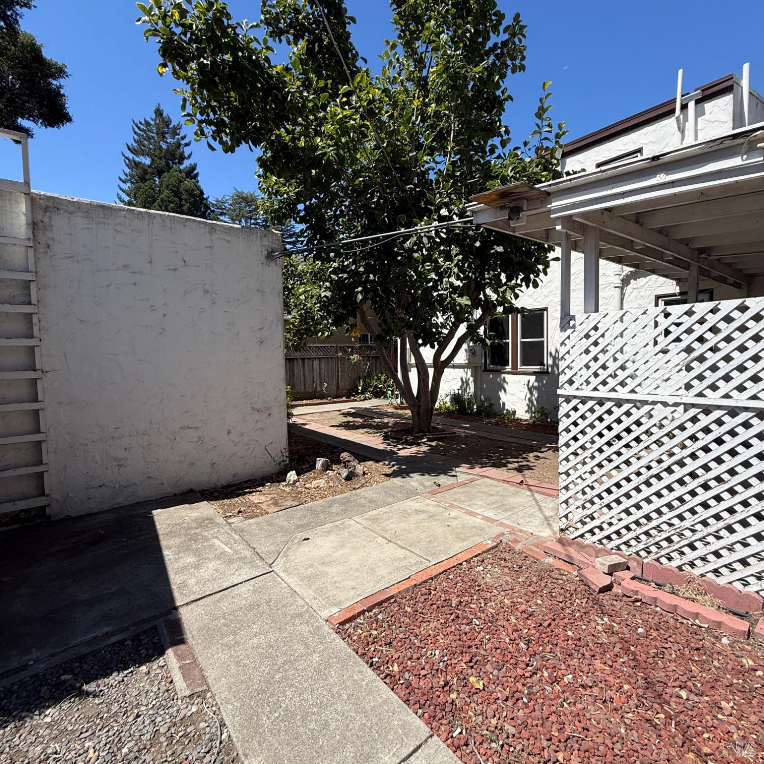 1824 Austin Way Santa Rosa CA 95404