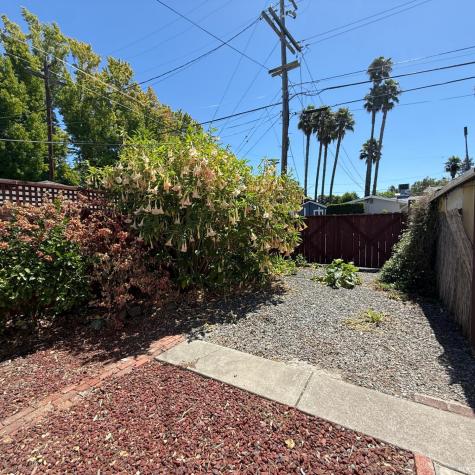1824 Austin Way Santa Rosa CA 95404