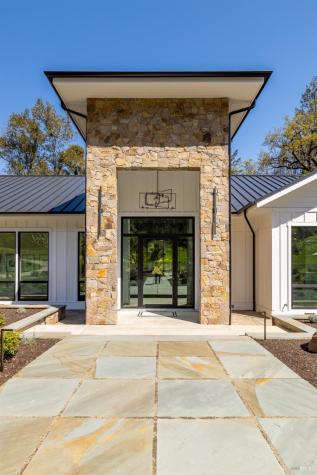 7007 Erland Road Santa Rosa CA 95404