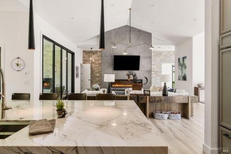 7007 Erland Road Santa Rosa CA 95404