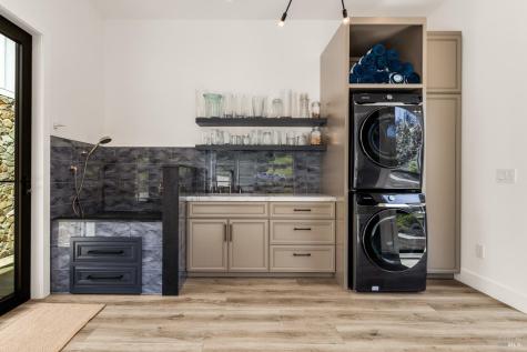 7007 Erland Road Santa Rosa CA 95404