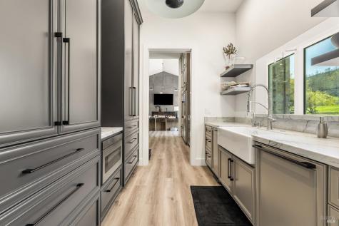 7007 Erland Road Santa Rosa CA 95404