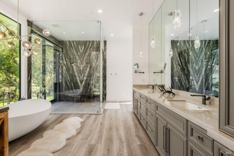 7007 Erland Road Santa Rosa CA 95404