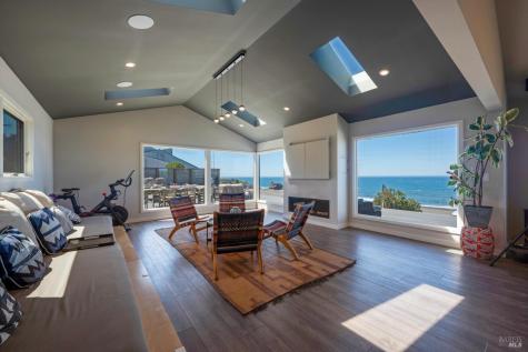 7187 Cliff Avenue Bodega Bay CA 94923