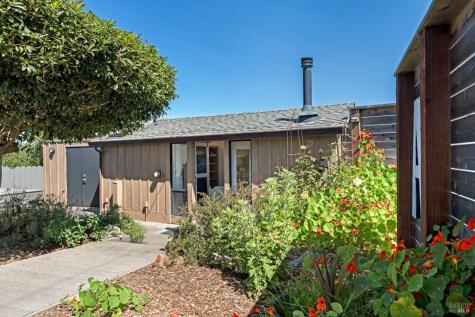 7187 Cliff Avenue Bodega Bay CA 94923