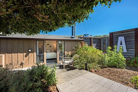 7187 Cliff Avenue Bodega Bay CA 94923