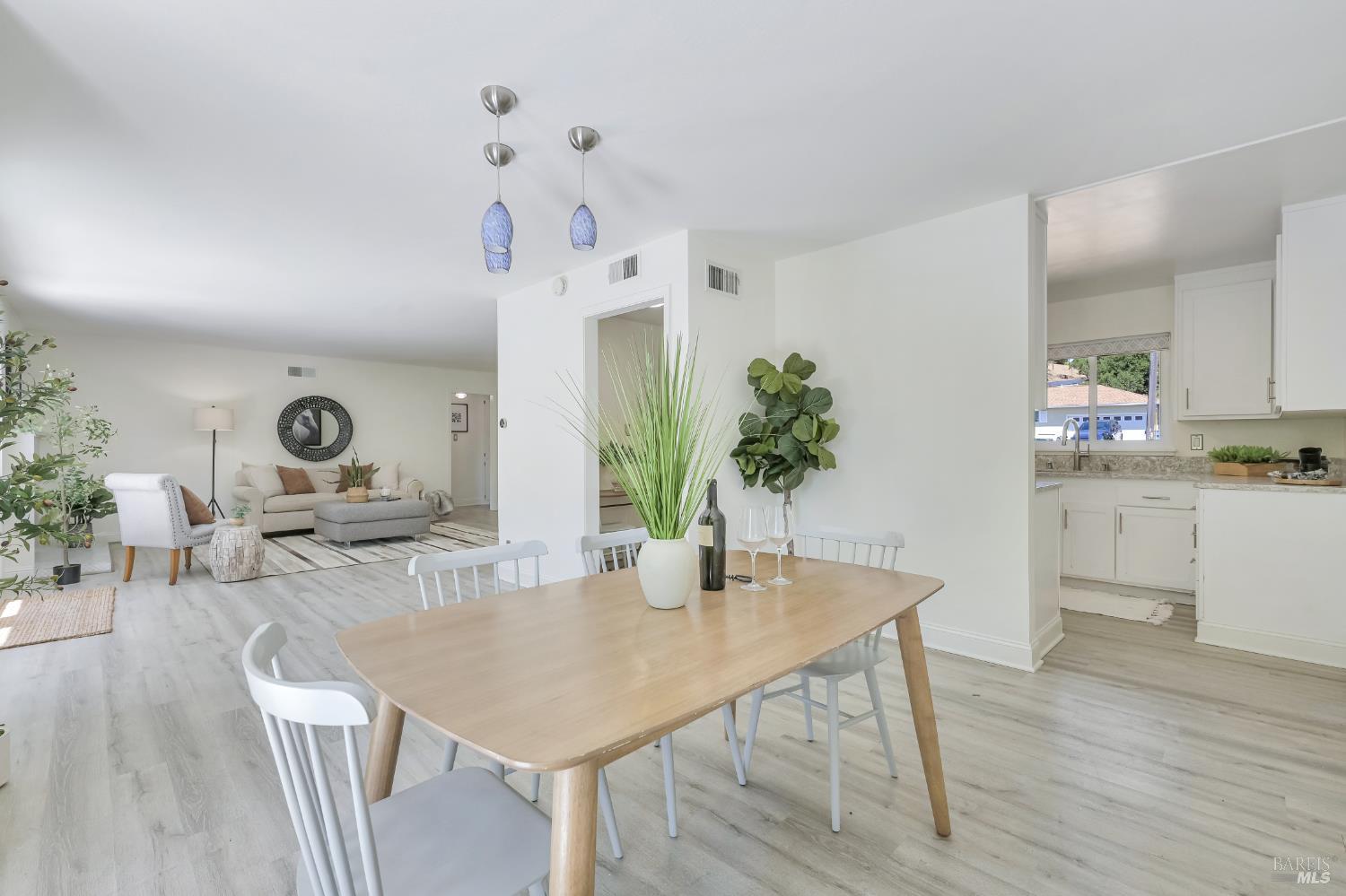 555 Arthur Street Novato CA 94947
