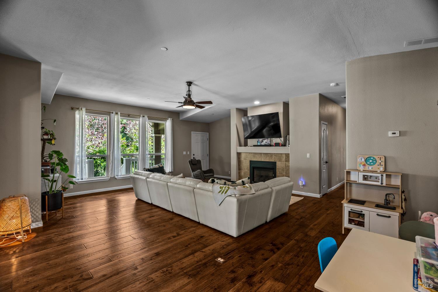 109 Rose Lane St. Helena CA 94508