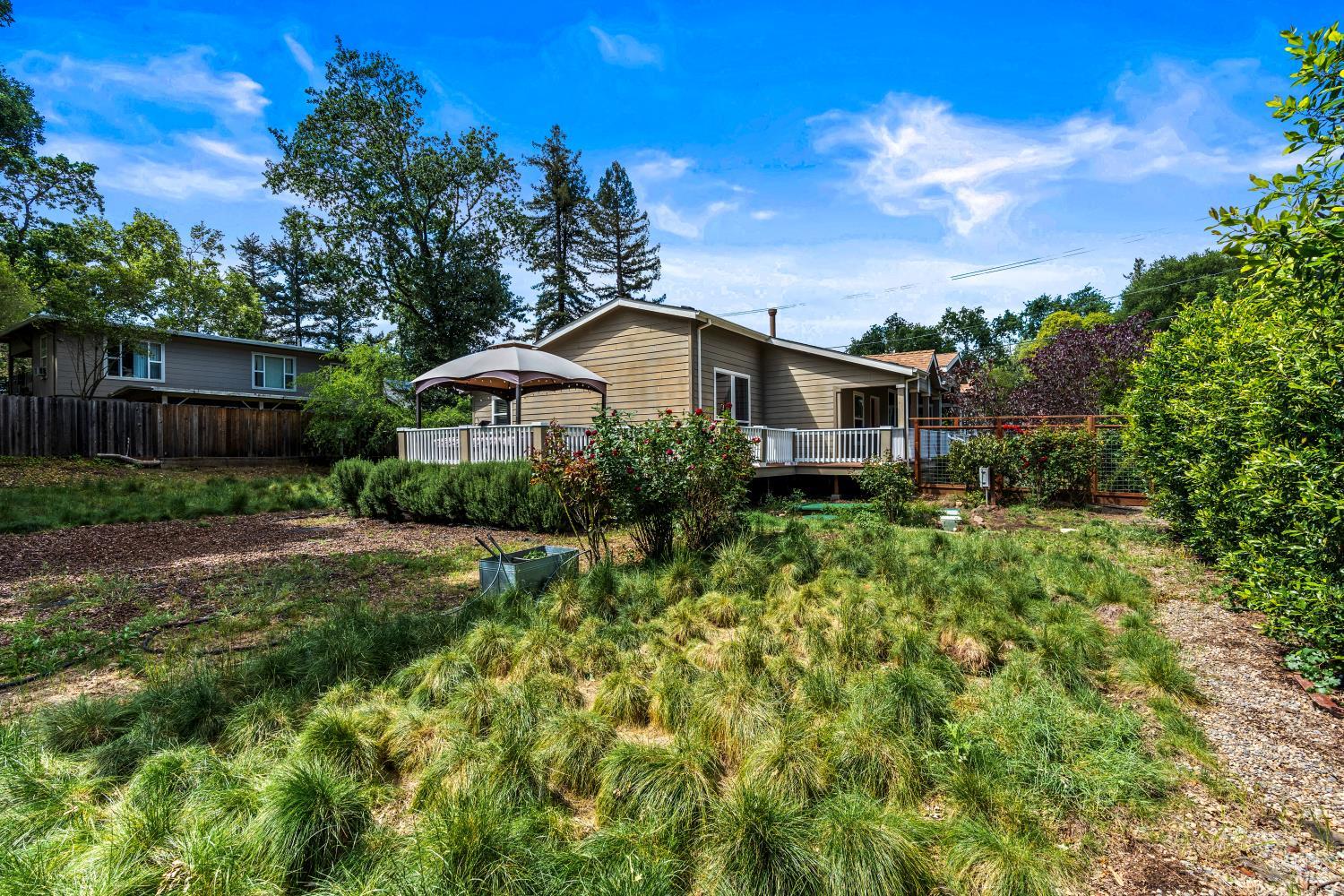 109 Rose Lane St. Helena CA 94508