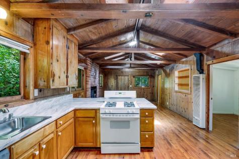 11075 Dell Avenue Forestville CA 95436