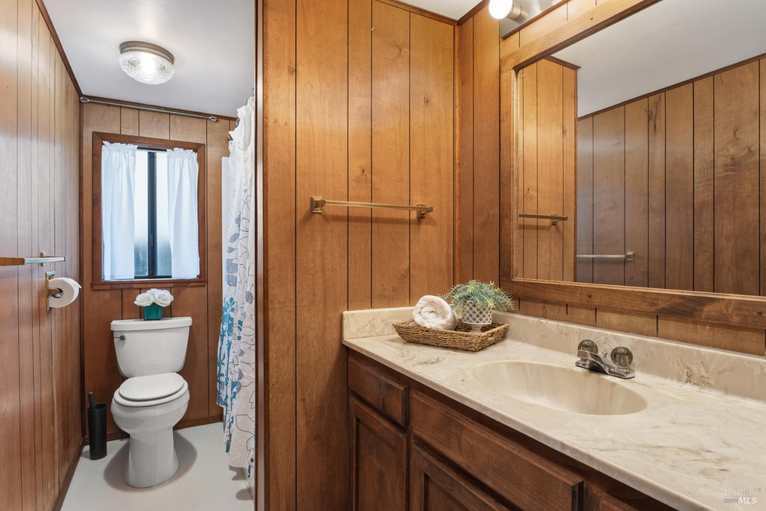 329 Jones Street Ukiah CA 95482