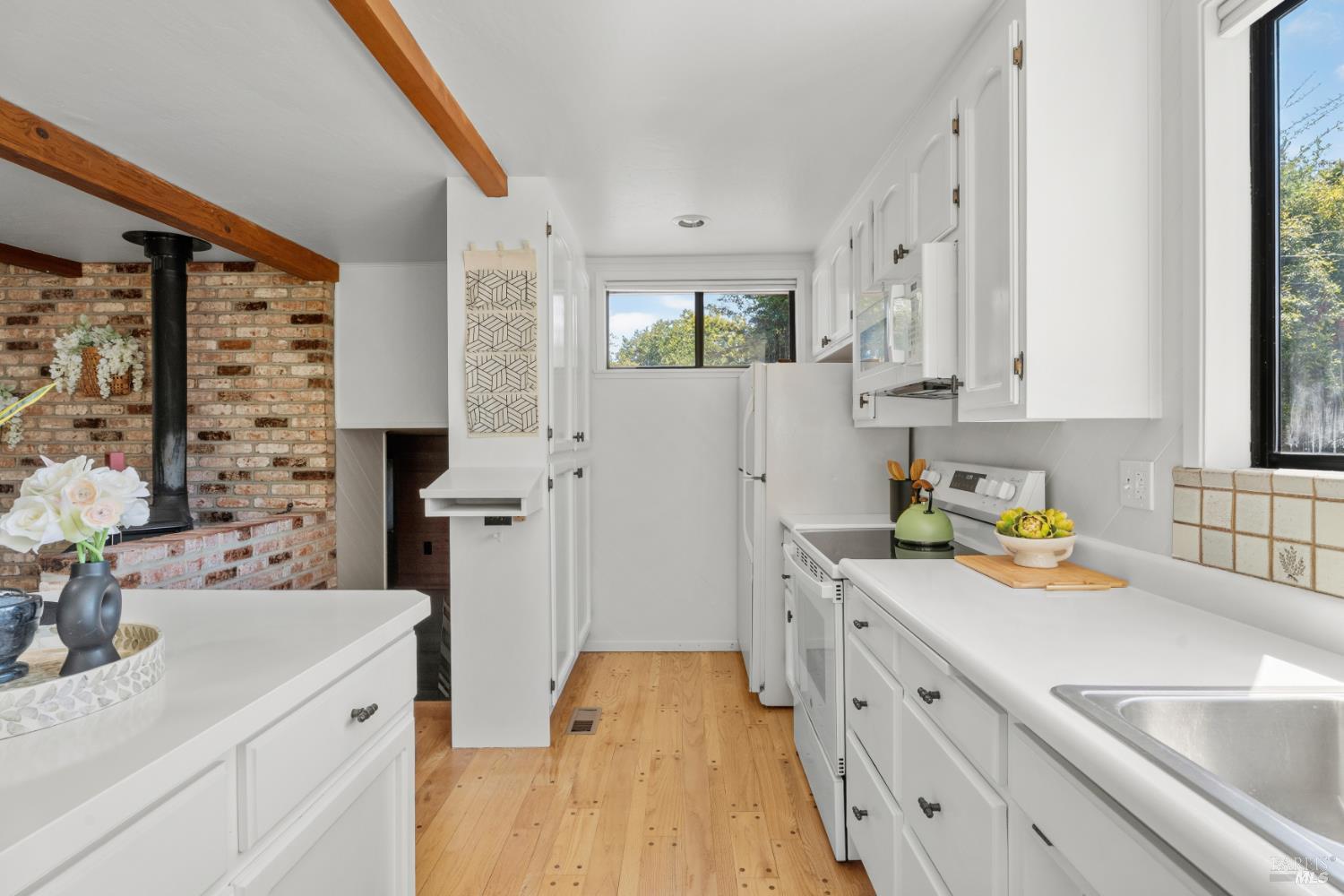 329 Jones Street Ukiah CA 95482