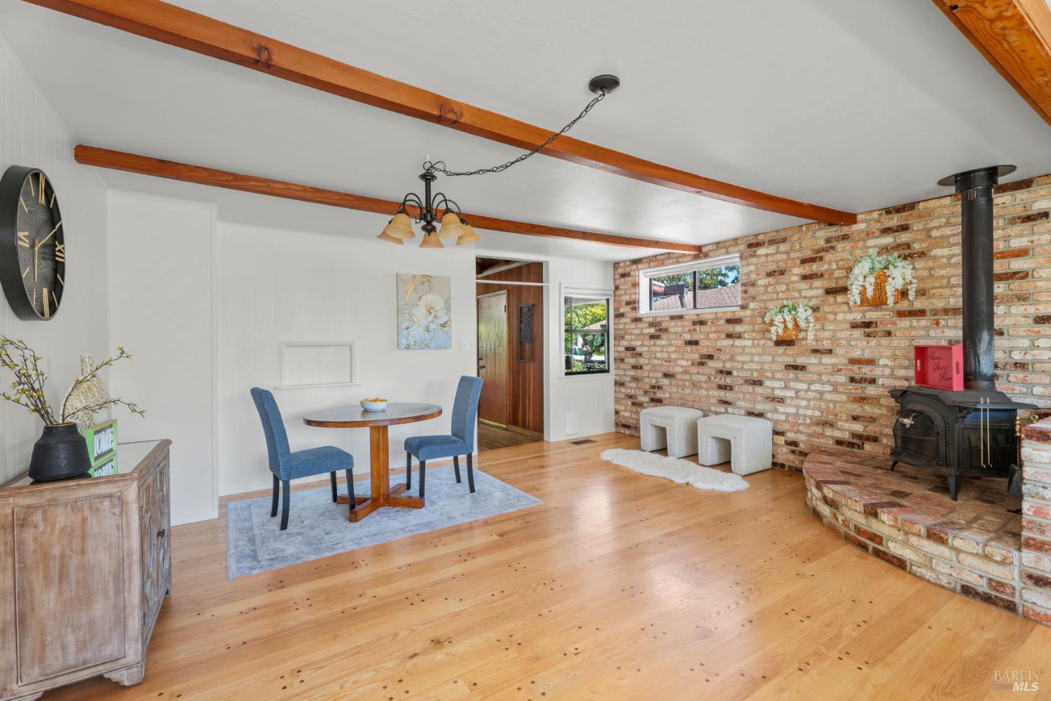 329 Jones Street Ukiah CA 95482