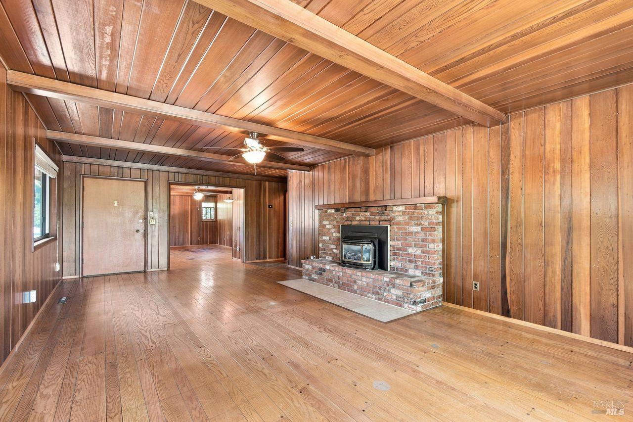 815 Blessing Way Sebastopol CA 95472