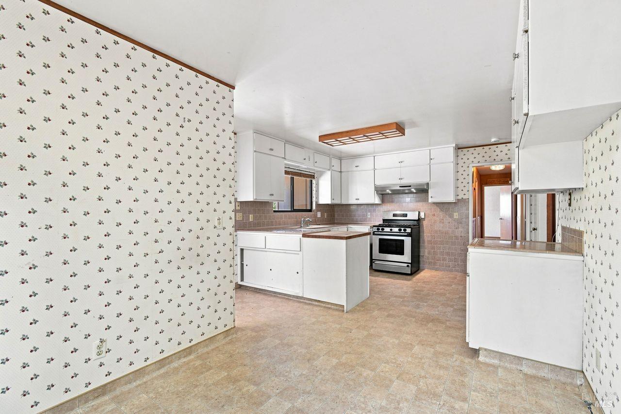 815 Blessing Way Sebastopol CA 95472