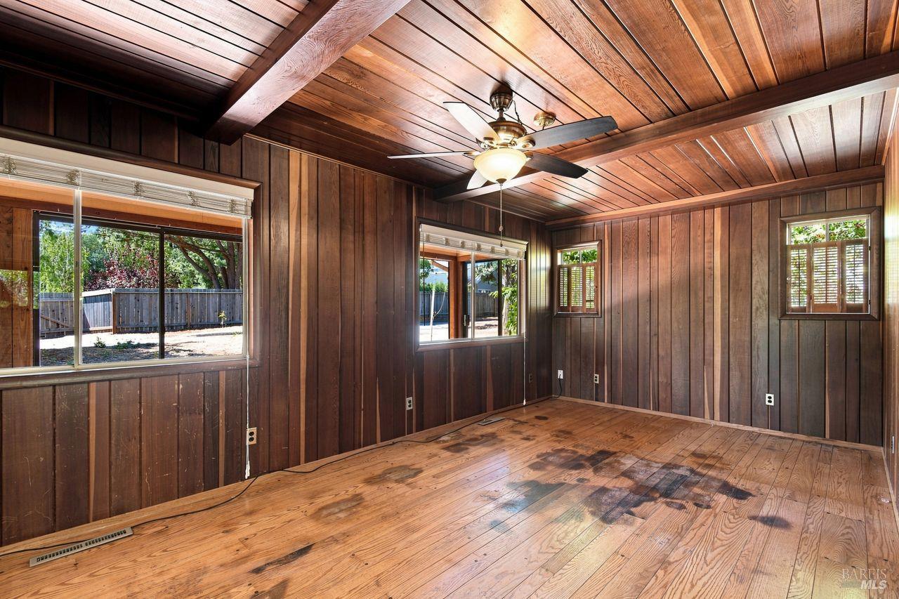 815 Blessing Way Sebastopol CA 95472