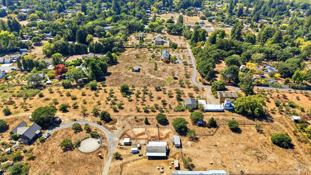 815 Blessing Way Sebastopol CA 95472