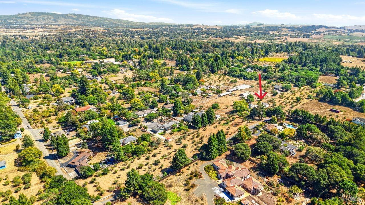 815 Blessing Way Sebastopol CA 95472