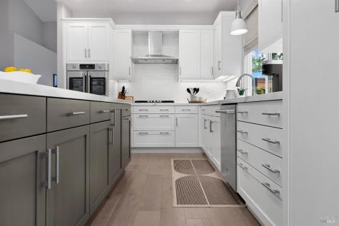 3420 Henderson Circle Santa Rosa CA 95403