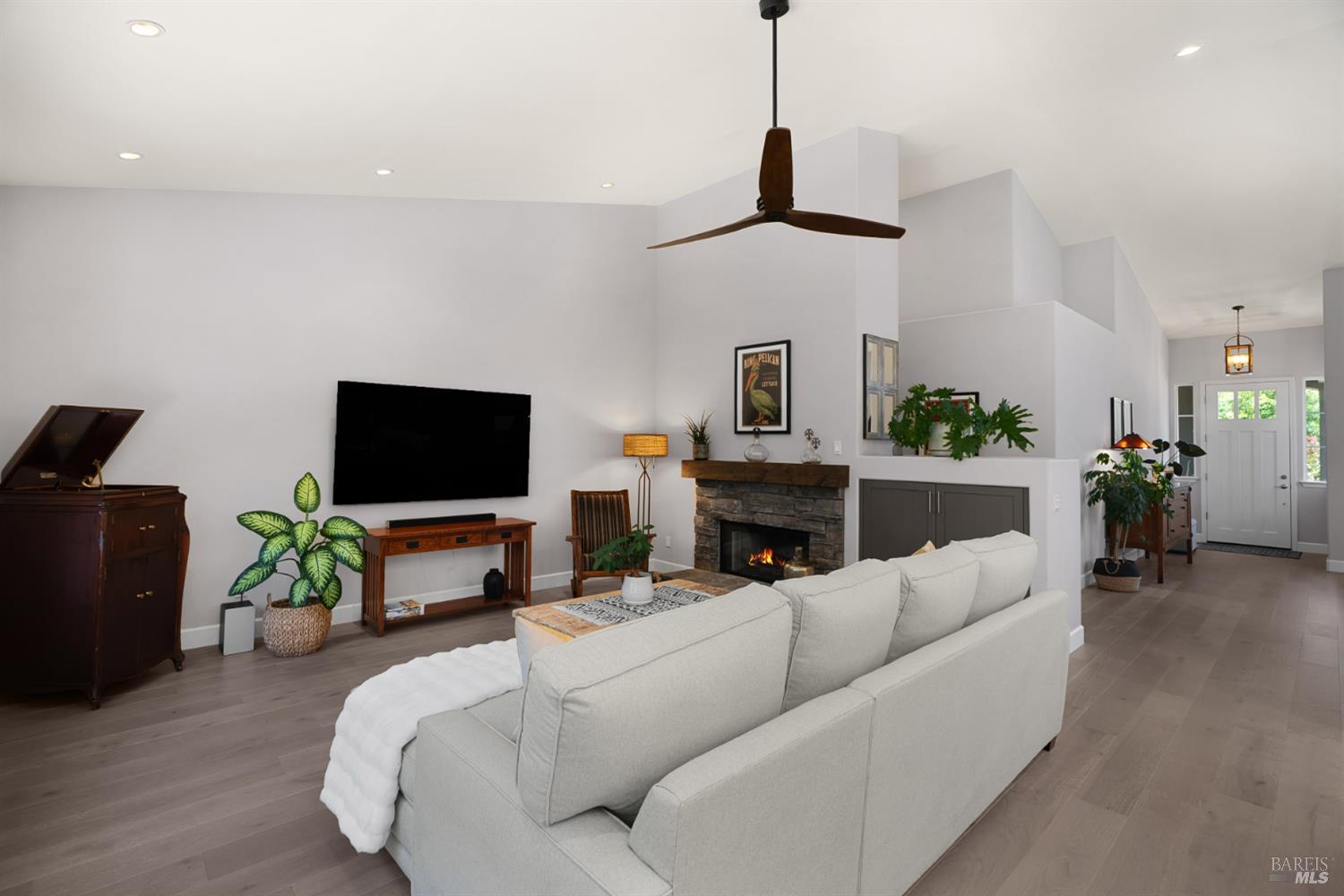 3420 Henderson Circle Santa Rosa CA 95403