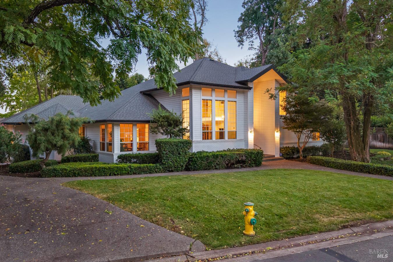 934 Fairway Drive Sonoma CA 95476
