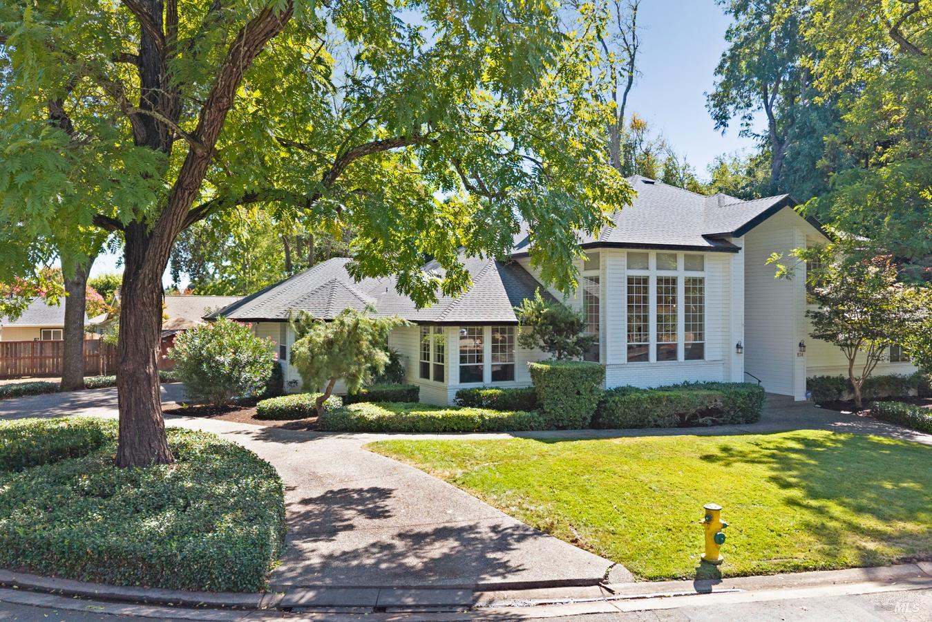 934 Fairway Drive Sonoma CA 95476