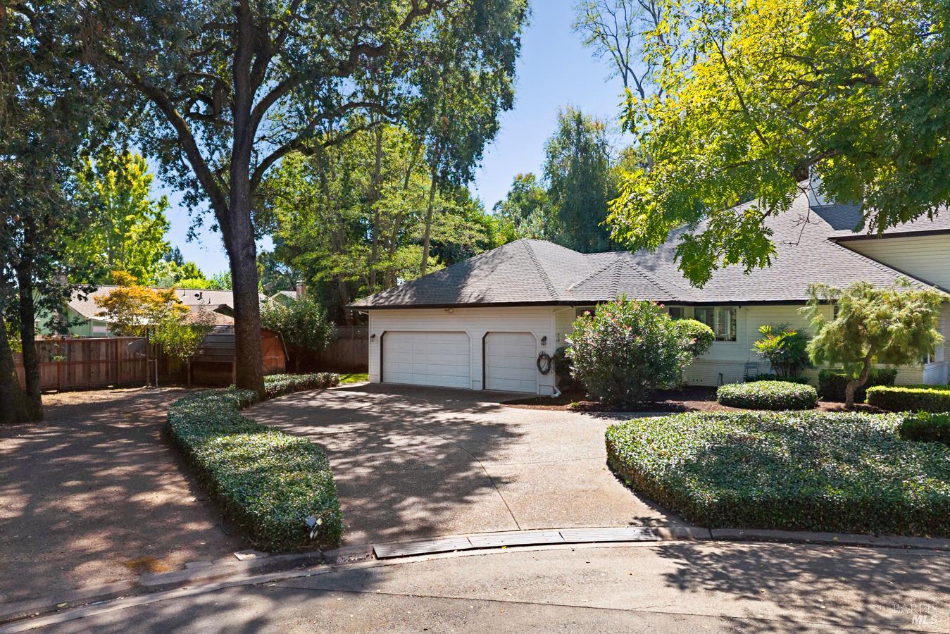 934 Fairway Drive Sonoma CA 95476