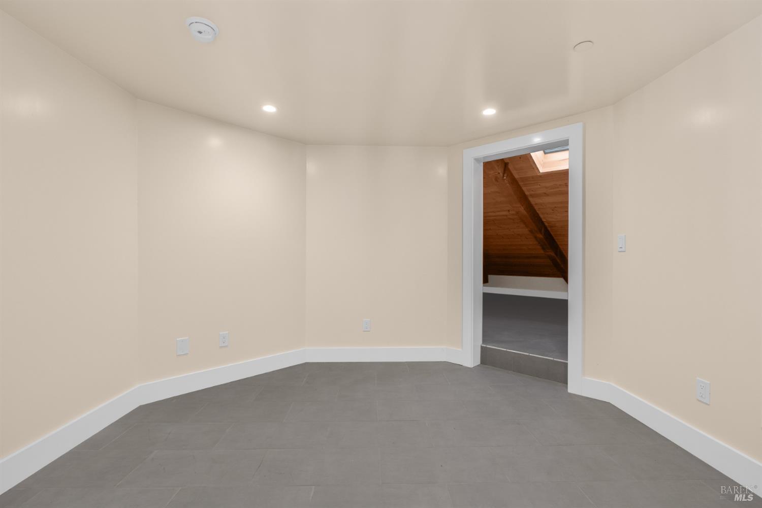 5463 Dana Drive Santa Rosa CA 95404
