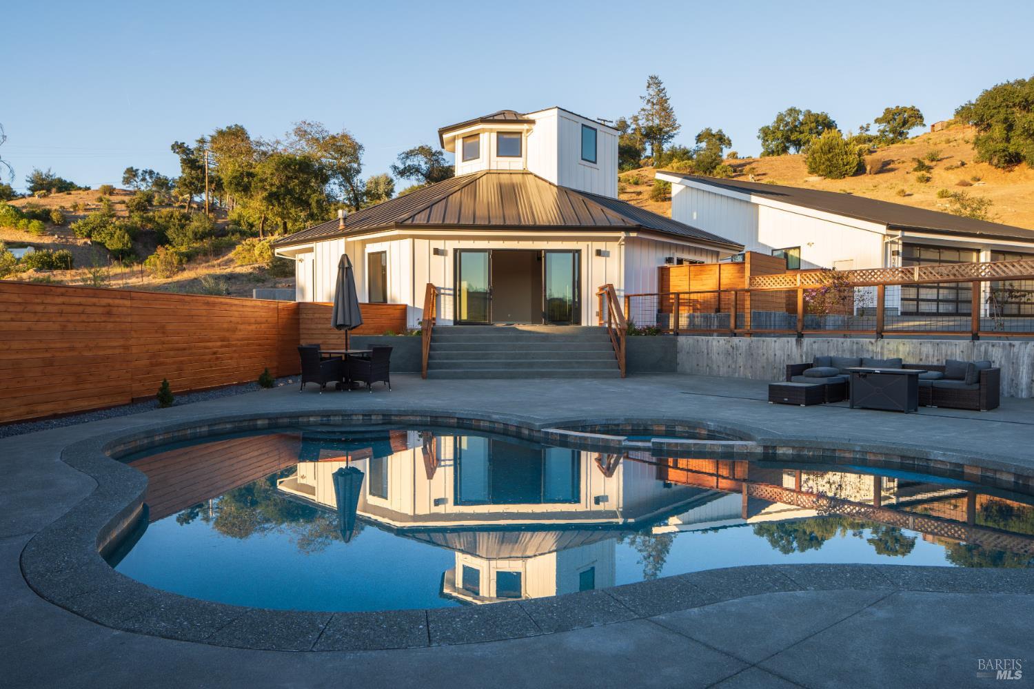 5463 Dana Drive Santa Rosa CA 95404