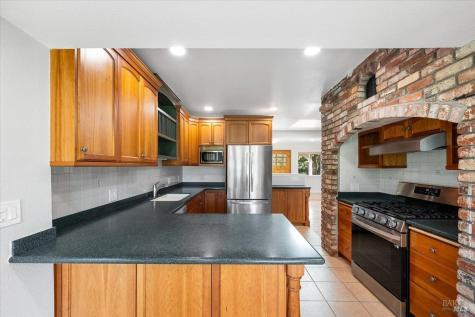 635 Goodwin Avenue Penngrove CA 94951