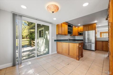 635 Goodwin Avenue Penngrove CA 94951