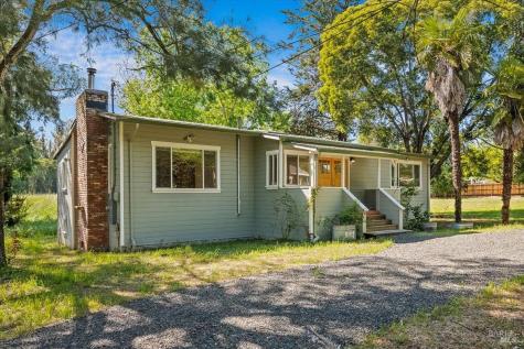 635 Goodwin Avenue Penngrove CA 94951