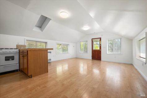 635 Goodwin Avenue Penngrove CA 94951