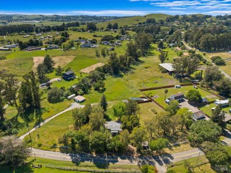 635 Goodwin Avenue Penngrove CA 94951