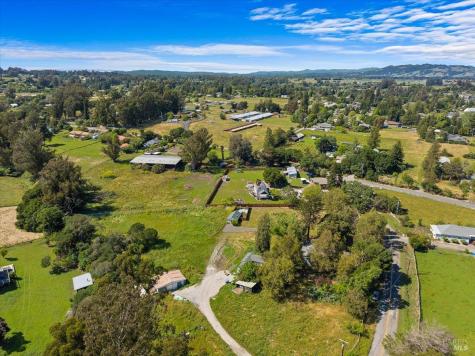 635 Goodwin Avenue Penngrove CA 94951