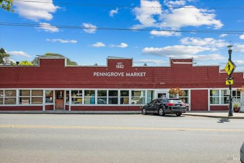 635 Goodwin Avenue Penngrove CA 94951