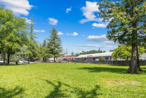 635 Goodwin Avenue Penngrove CA 94951