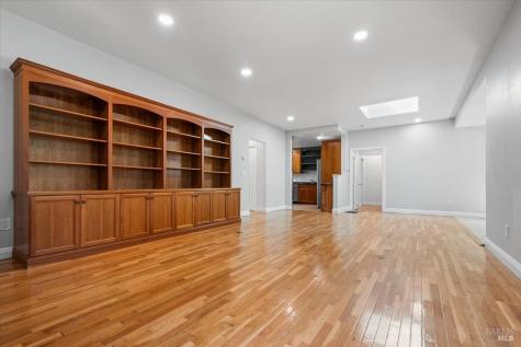635 Goodwin Avenue Penngrove CA 94951