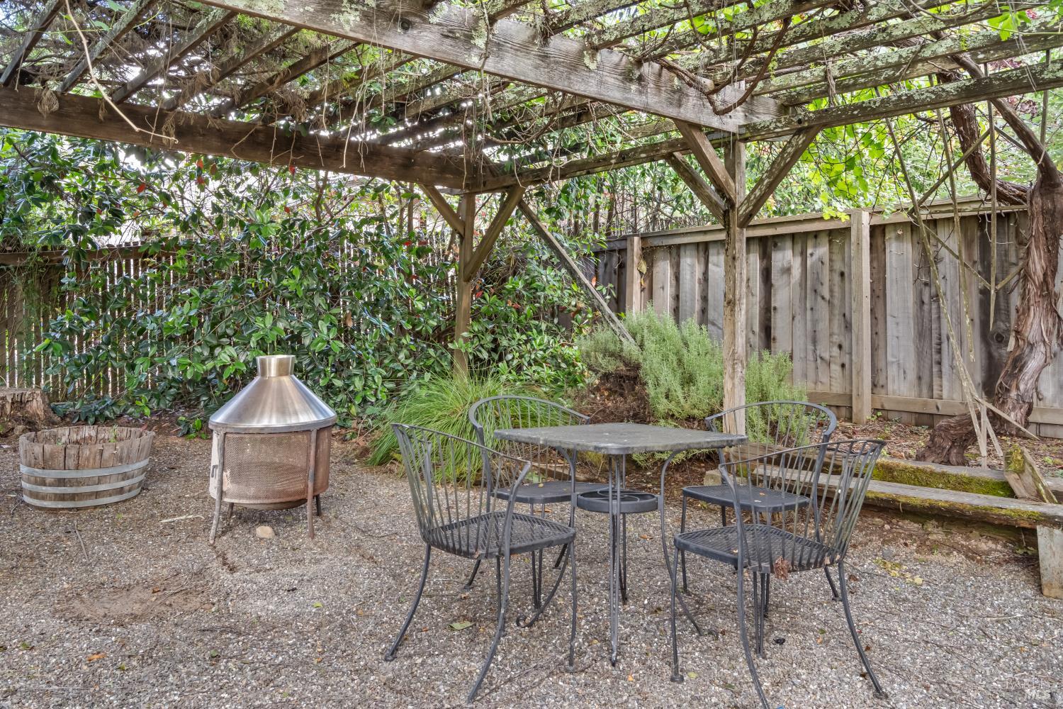 7361 Hidden Lake Road Forestville CA 95436