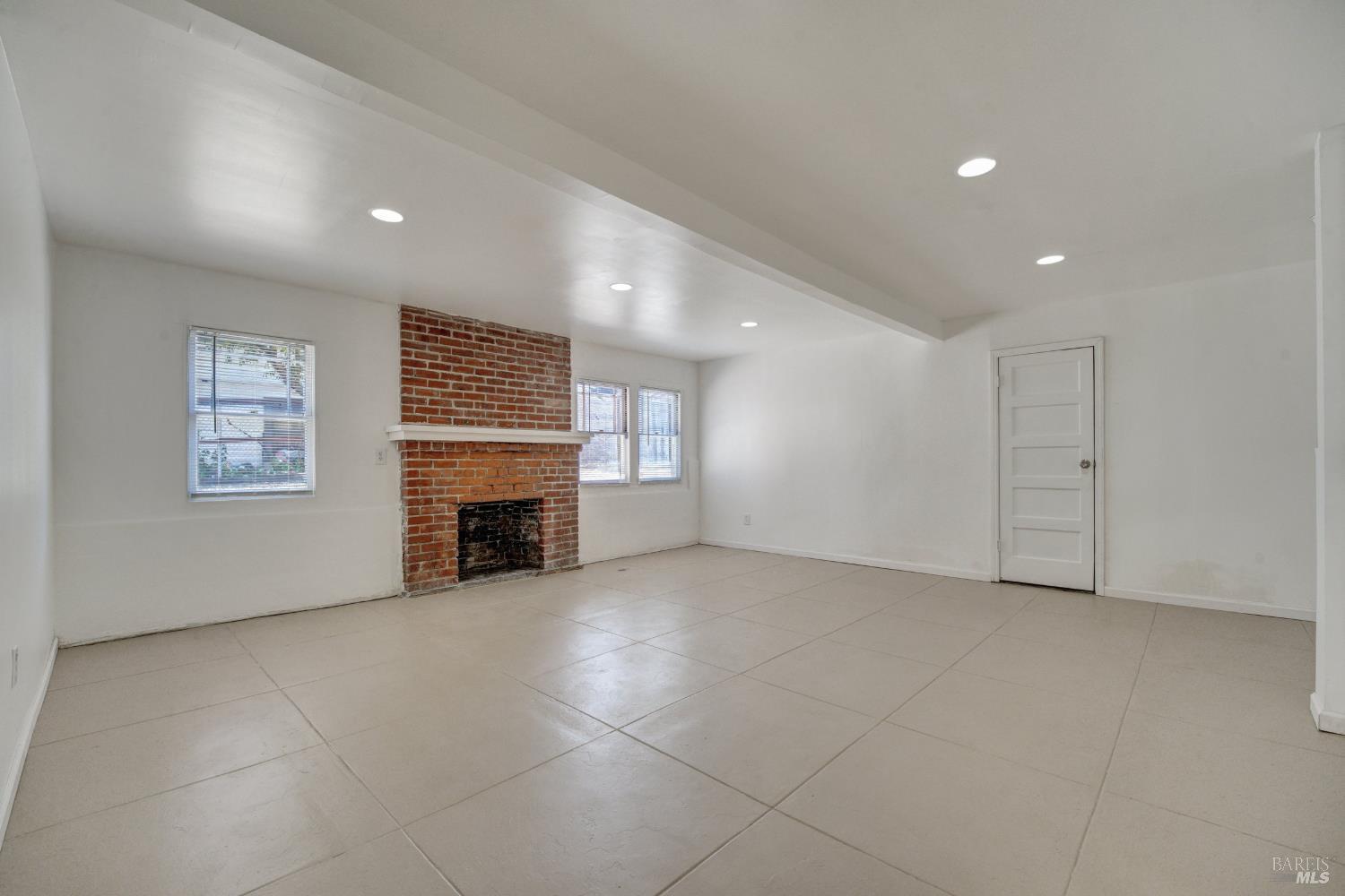 328 Moorland Street Vallejo CA 94590