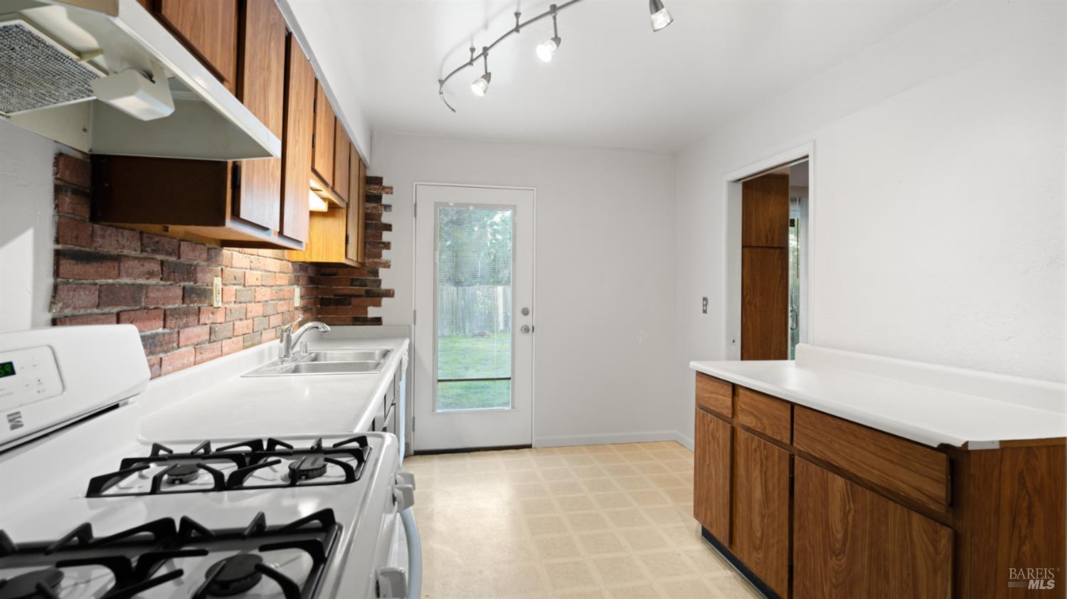 1047 E Tennessee Court Fairfield CA 94533