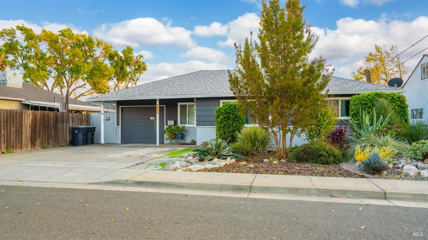 1047 E Tennessee Court Fairfield CA 94533