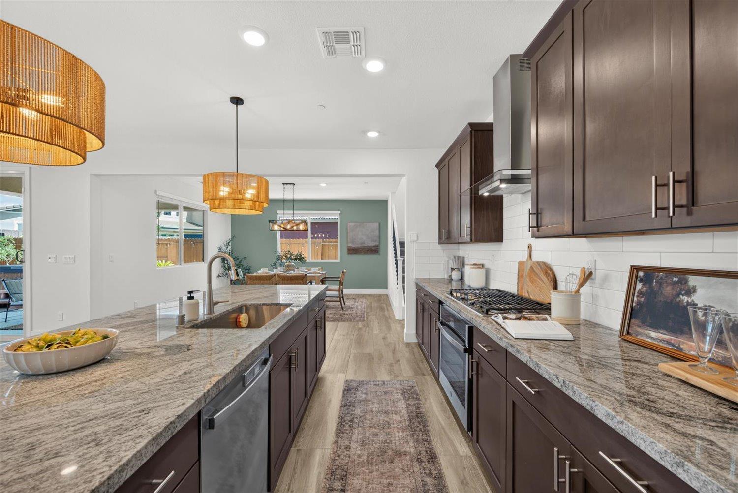 4184 Salt Point Way Rancho Cordova CA 95742