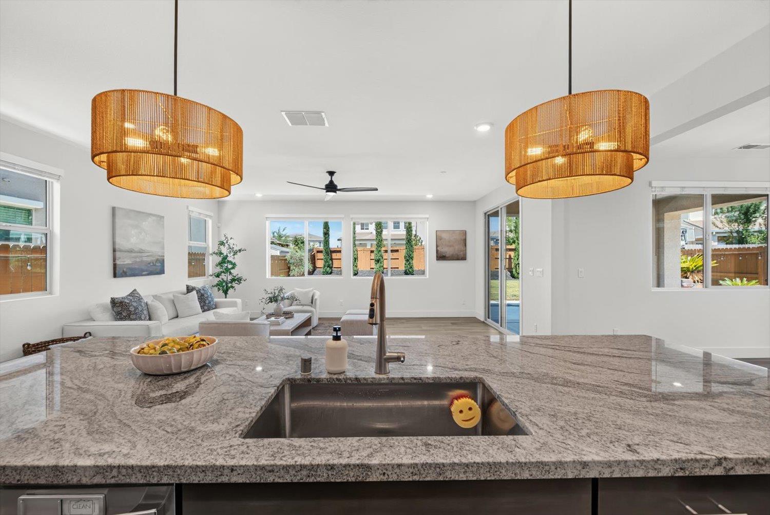 4184 Salt Point Way Rancho Cordova CA 95742